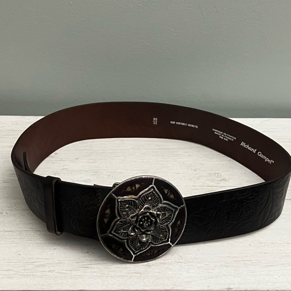 Richard Gampel Leather Floral Belt with Ibel Flower Buckle Size 32 main image 5